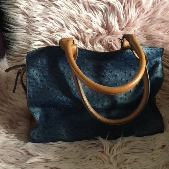 Handbag - Picture 3 of 5